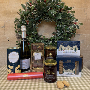 NEW - Christmas Cheer Gift Box