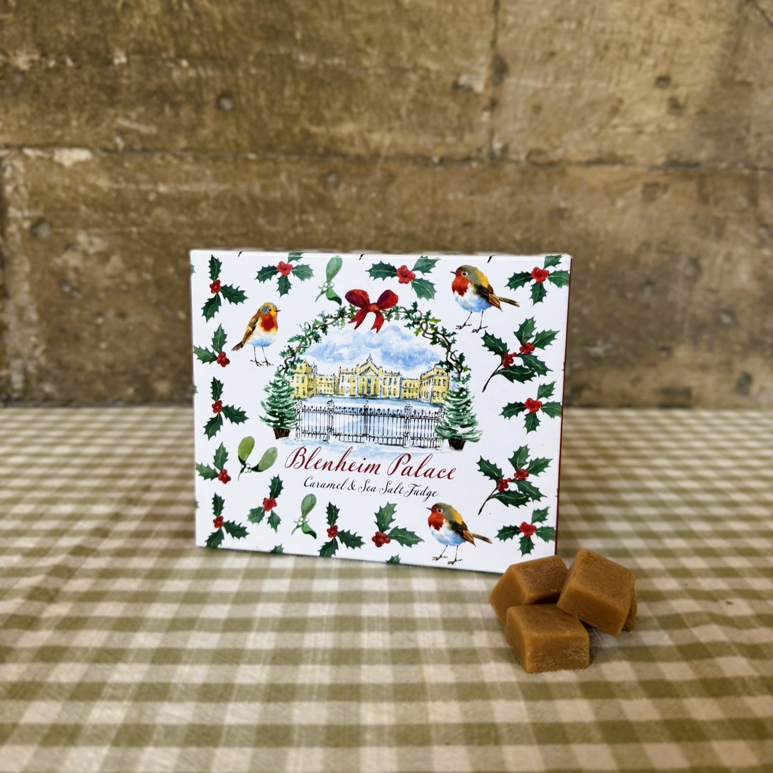 Holly & Robin Caramel SeaSalt Fudge Box 150g